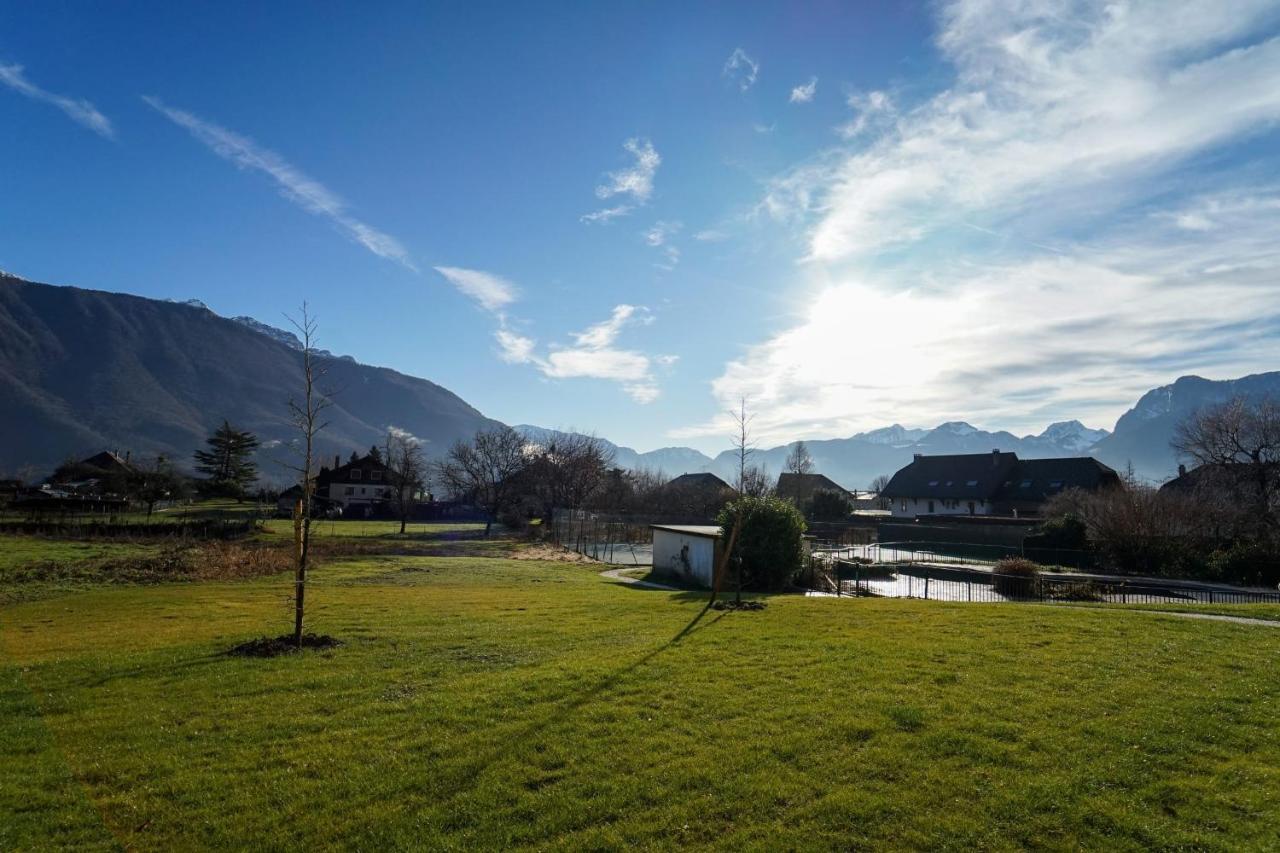 Pour 4 Personnes Avec Tennis De Copropriété * Lathuile