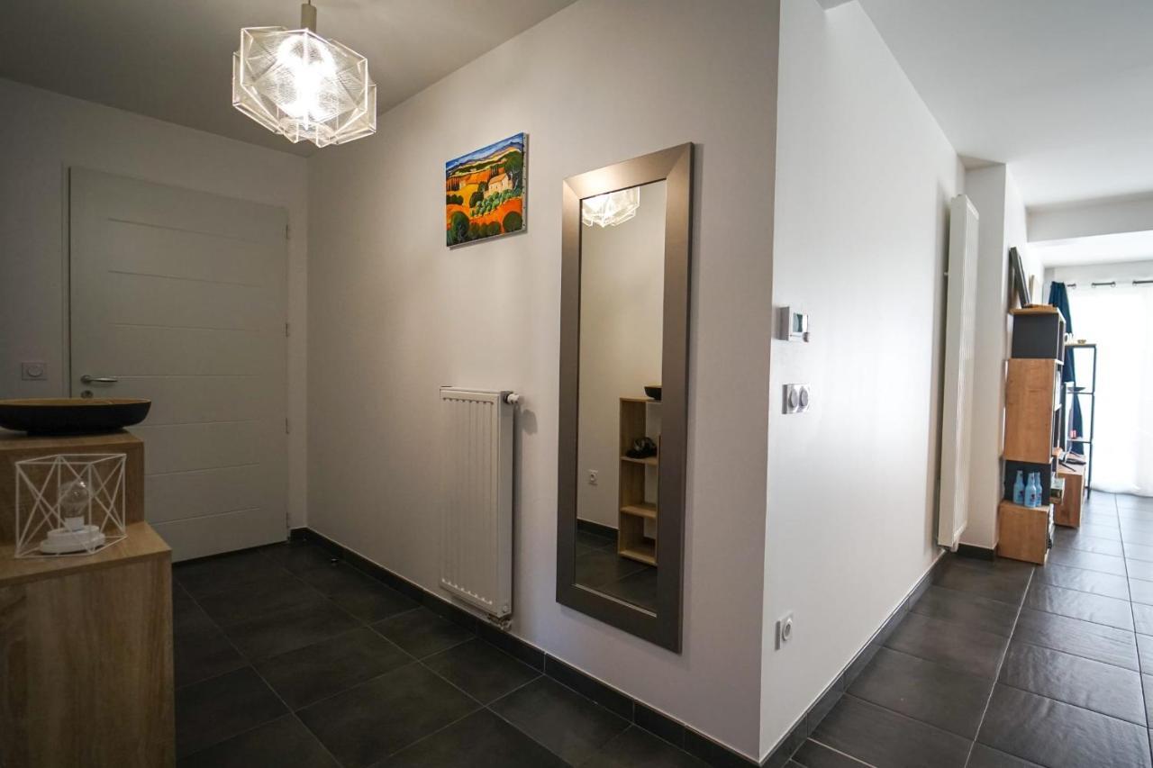 For 4 People With Tennis Apartment