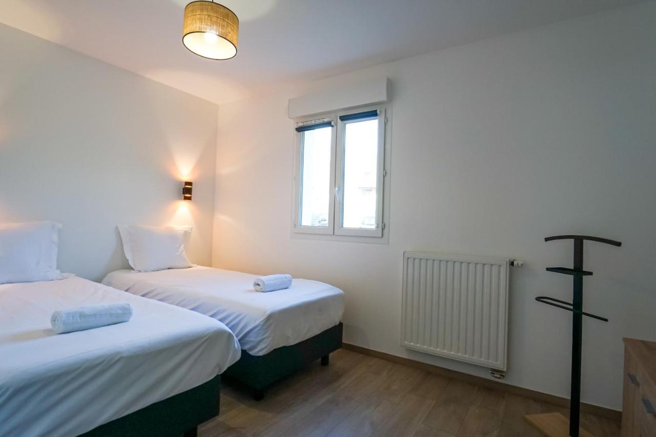 For 4 People With Tennis Apartment Lathuile